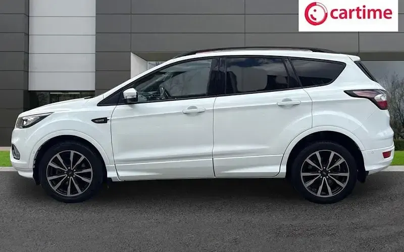 Used Ford Kuga ST-Line 180 HP (132 kW) 2019 White SUV