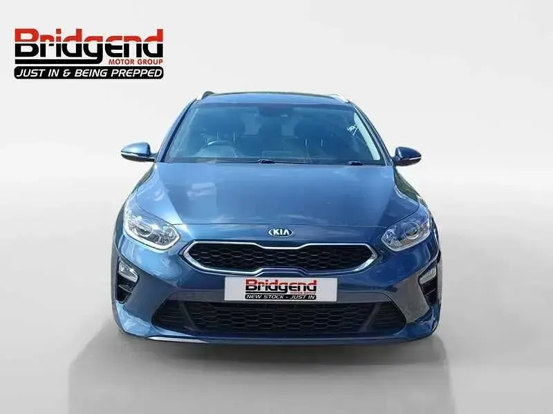 Used Kia Ceed 136 HP (100 kW) 2020 Blue Hatchback