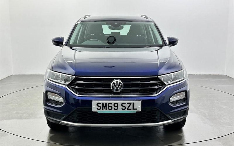 Usado VW T-Roc SE 116 HP (85 kW) 2020 Azul SUV