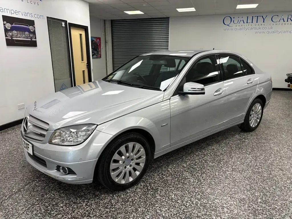 Used Mercedes C220 Elegance 170 HP (125 kW) 2010 Silver Sedan
