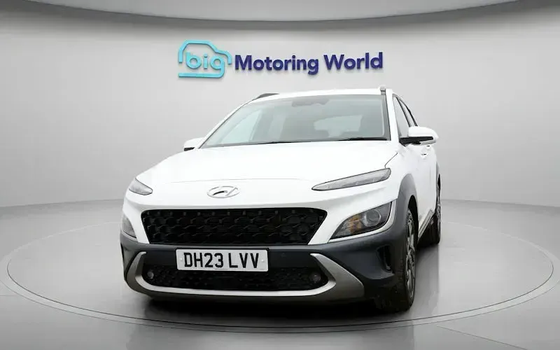Used Hyundai Kona Premium 141 HP (103 kW) 2022 White SUV