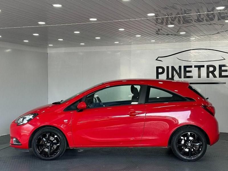 Used Vauxhall Corsa SRi 100 HP (73 kW) 2017 Red Hatchback