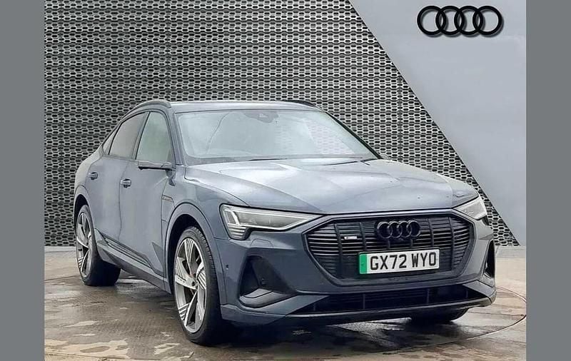 Blue Used 2022 Audi e-tron Sportback Advanced SUV | £35,350 - Image 1/4