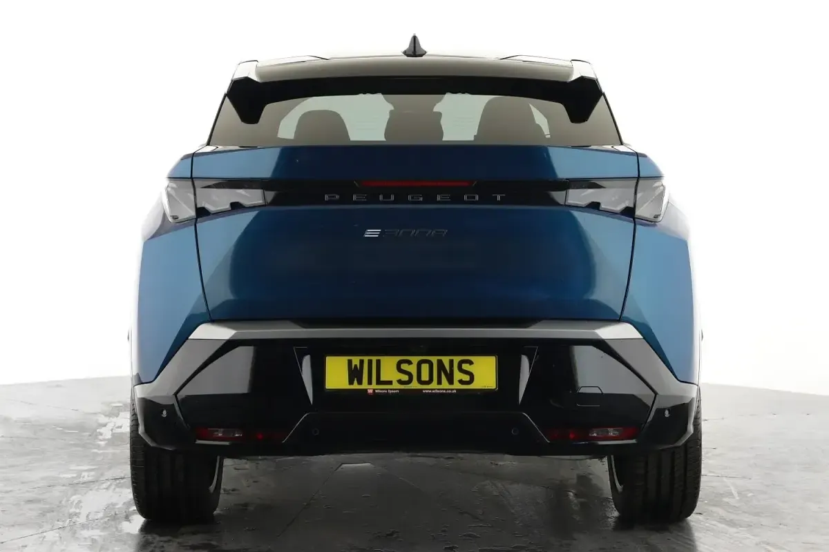 Used Peugeot e-3008 GT 156 kW (213 HP) 2024 Blue SUV