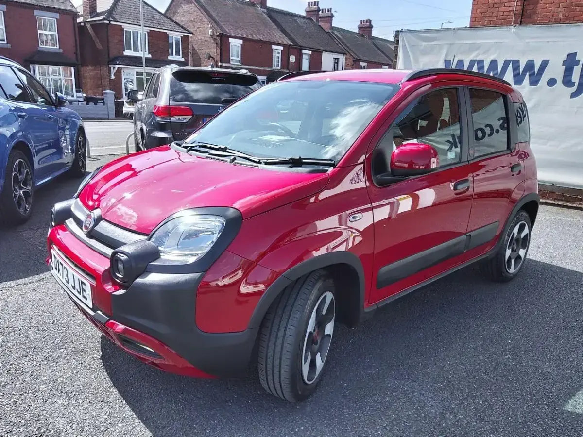 Used Fiat Panda Red 70 HP (51 kW) 2023 Red Hatchback