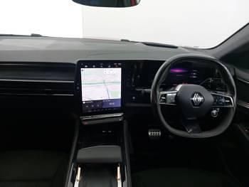 Used Renault Austral Techno Esprit Alpine 200 HP (147 kW) 2024 Red SUV