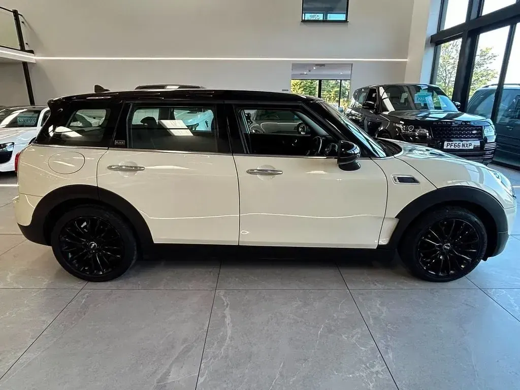 Used Mini Cooper Clubman 136 HP (100 kW) 2018 White Estate