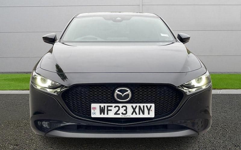 Usado Mazda 3 Inclusive 186 HP (136 kW) 2022 Preto Citadino