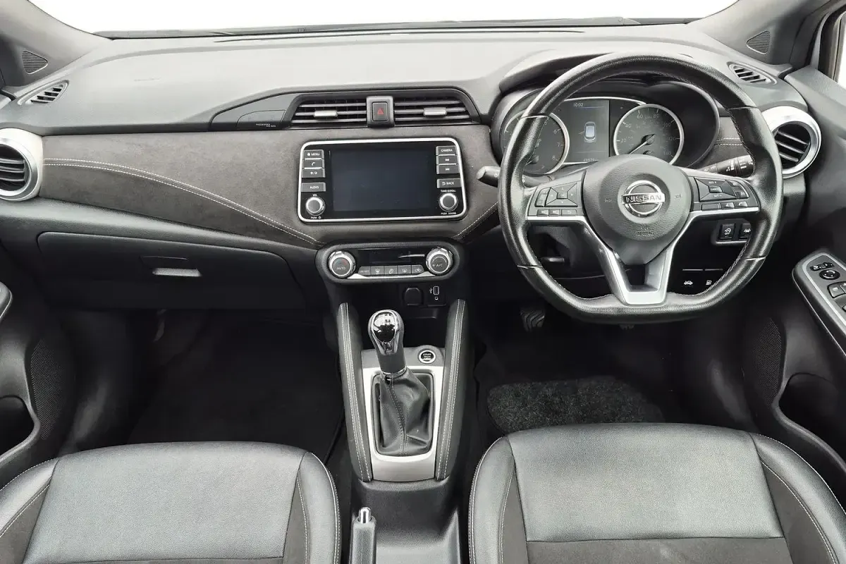 Used Nissan Micra S 92 HP (67 kW) 2023 Silver Hatchback
