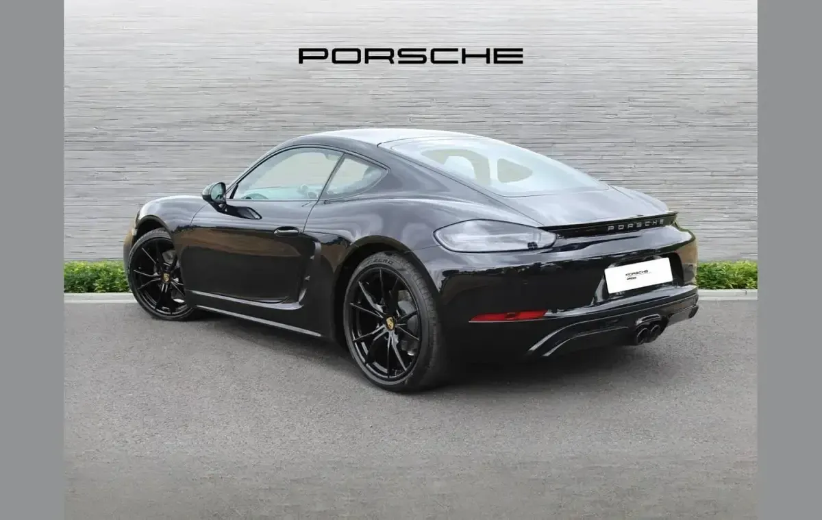 Used Porsche Cayman 296 HP (217 kW) 2025 Black Coupe