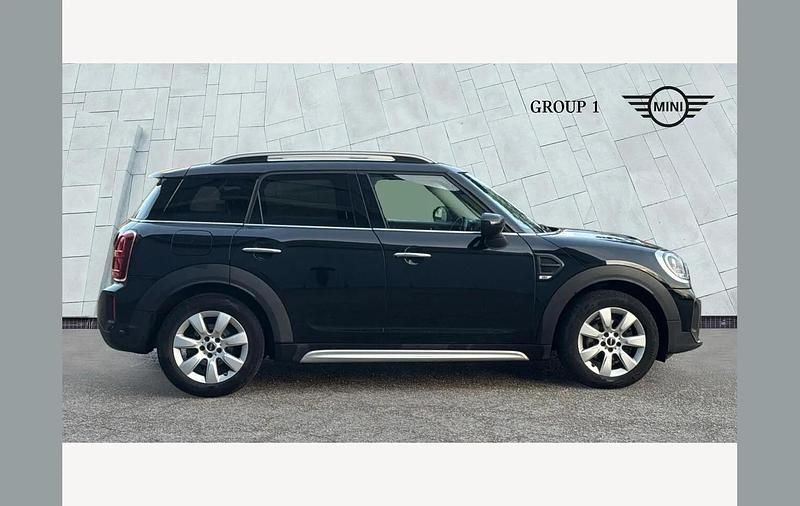 Used Mini Cooper Countryman Classic 136 HP (100 kW) 2021 Black SUV