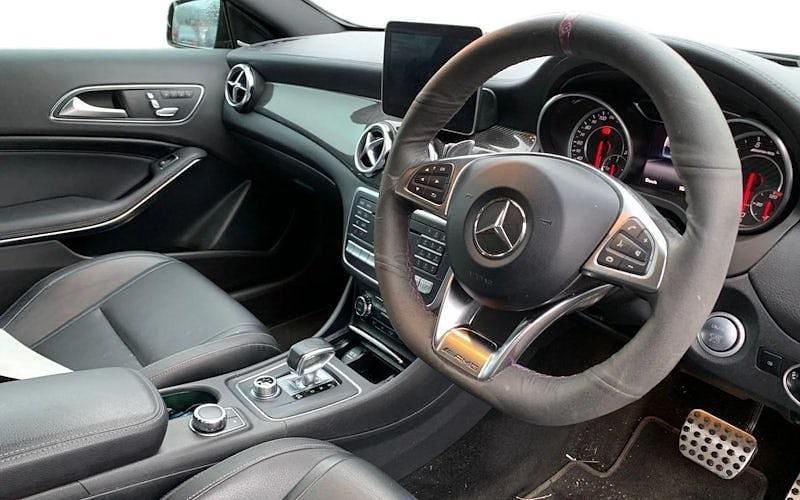 Used Mercedes GLA45 AMG Premium 381 HP (280 kW) 2019 SUV