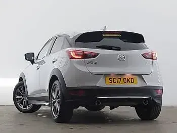 Begagnad Mazda CX-3 Inclusive 120 HK (88 kW) 2017 Silver SUV