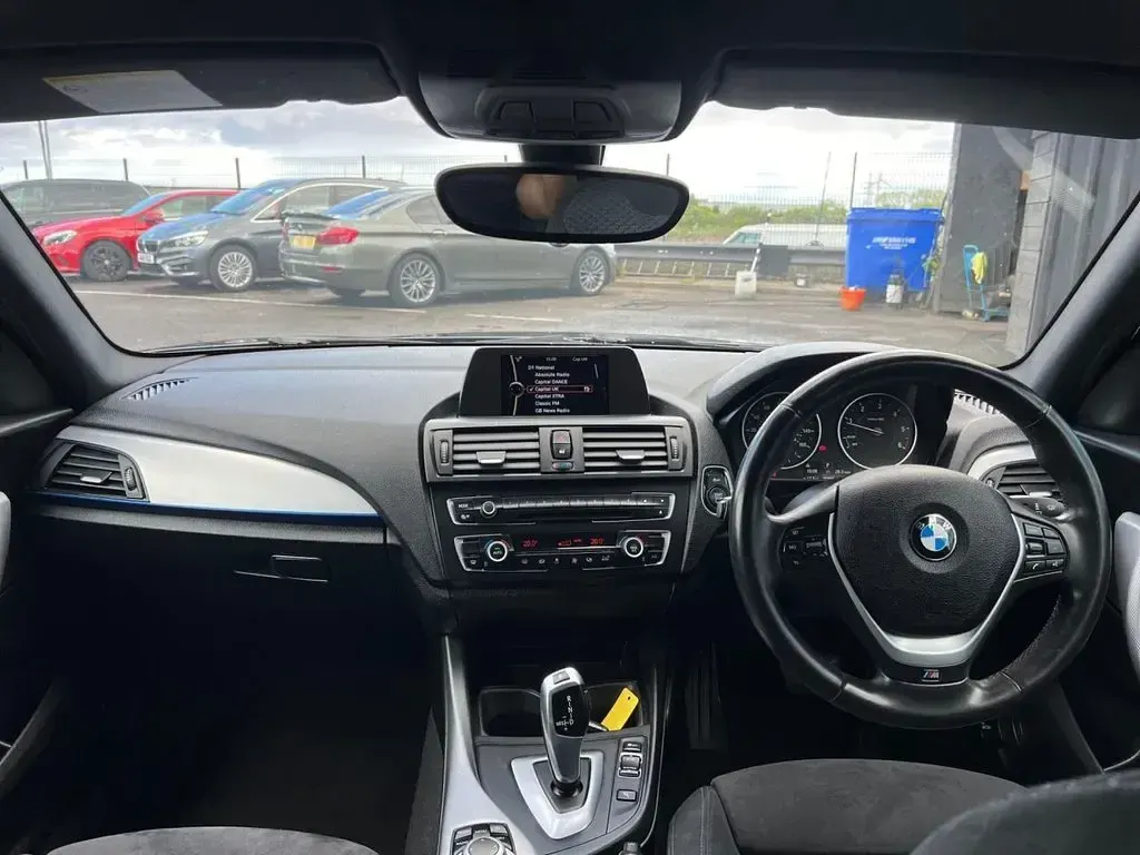 Usado BMW 116 M Sport 116 CV (85 kW) 2013 Negro Utilitario