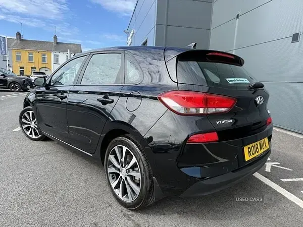 Used Hyundai i30 SE 110 HP (80 kW) 2018 Black Hatchback