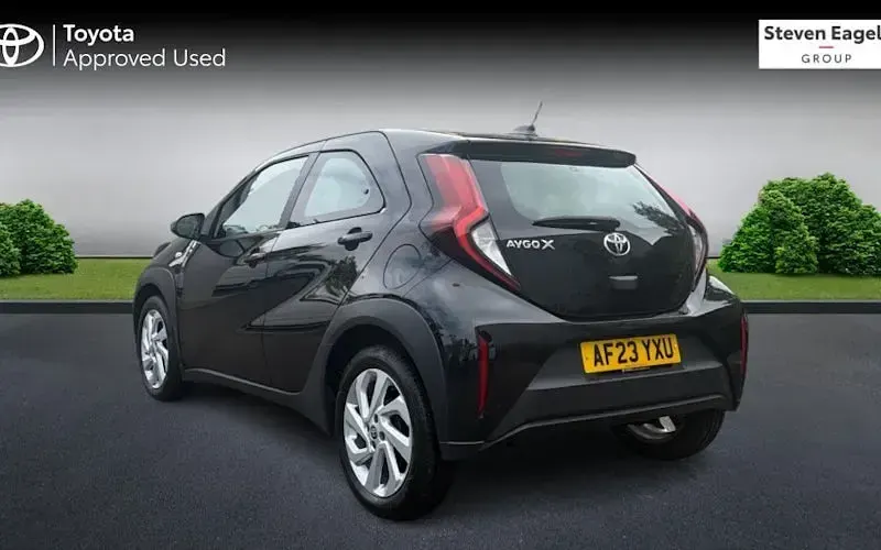 Used Toyota Aygo X PURE 72 HP (52 kW) 2025 SUV