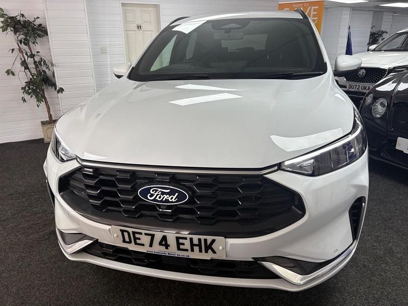 Used Ford Kuga ST-Line 180 HP (132 kW) 2024 White SUV