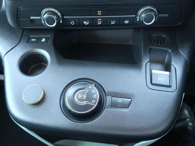 Image 2/4