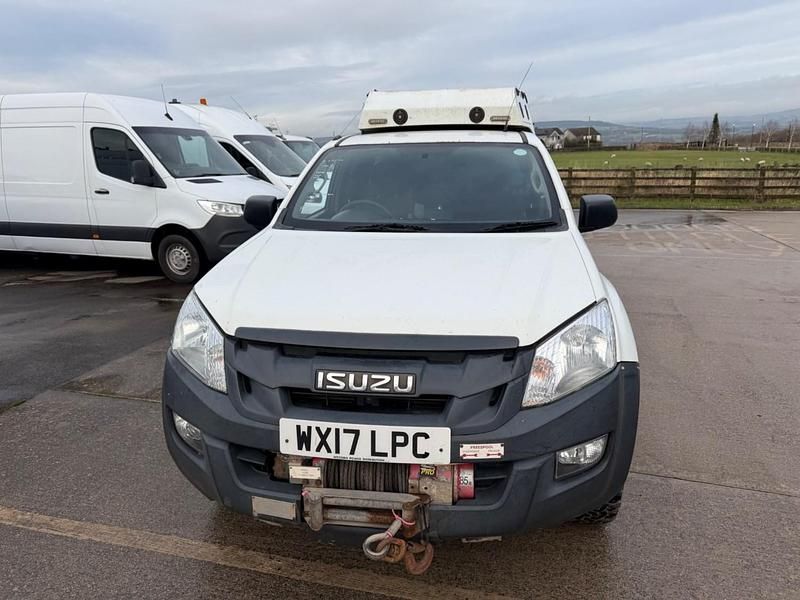 Used Isuzu D-Max 2017 White Pickup