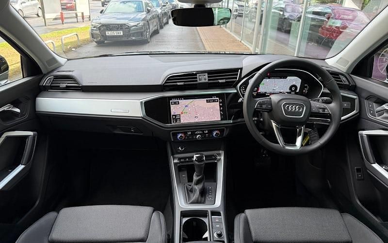 Used Audi Q3 Sportback Sport 150 HP (110 kW) 2025 SUV
