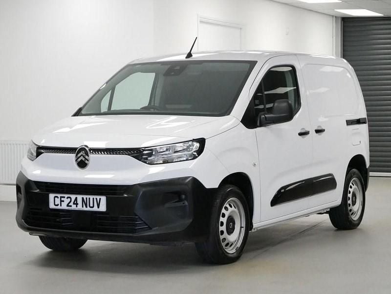 Usado Citroën Berlingo 100 HP (73 kW) 2024 Branco Monovolume