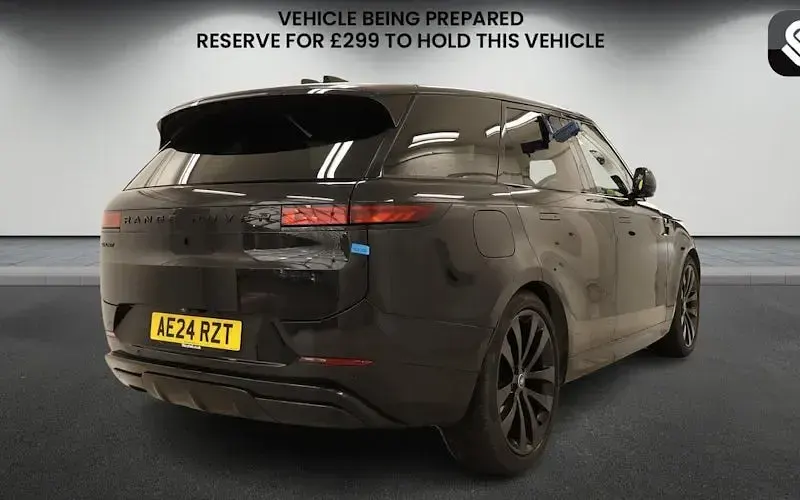 Used Land Rover Range Rover Sport SE Dynamic 300 HP (220 kW) 2026 SUV
