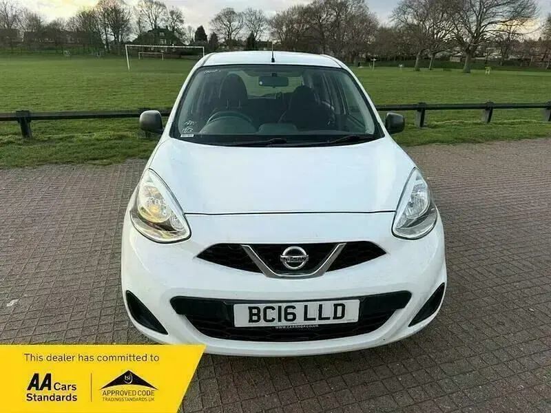 Usado Nissan Micra Visia 80 CV (58 kW) 2016 Blanco Utilitario
