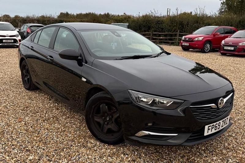 Used 2019 Vauxhall Insignia Design Edition | £3,195 - Image 1/1