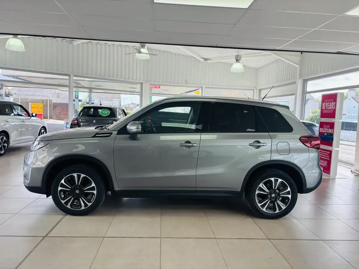 Used Suzuki Vitara SZ5 129 HP (94 kW) 2023 Grey SUV