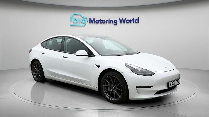 Used 2021 Tesla Model 3 Sedan | £21,100 (Fair price) - Image 1/4