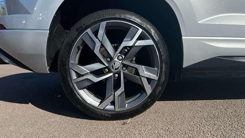 Used Skoda Karoq SportLine 150 HP (110 kW) 2024 Silver SUV
