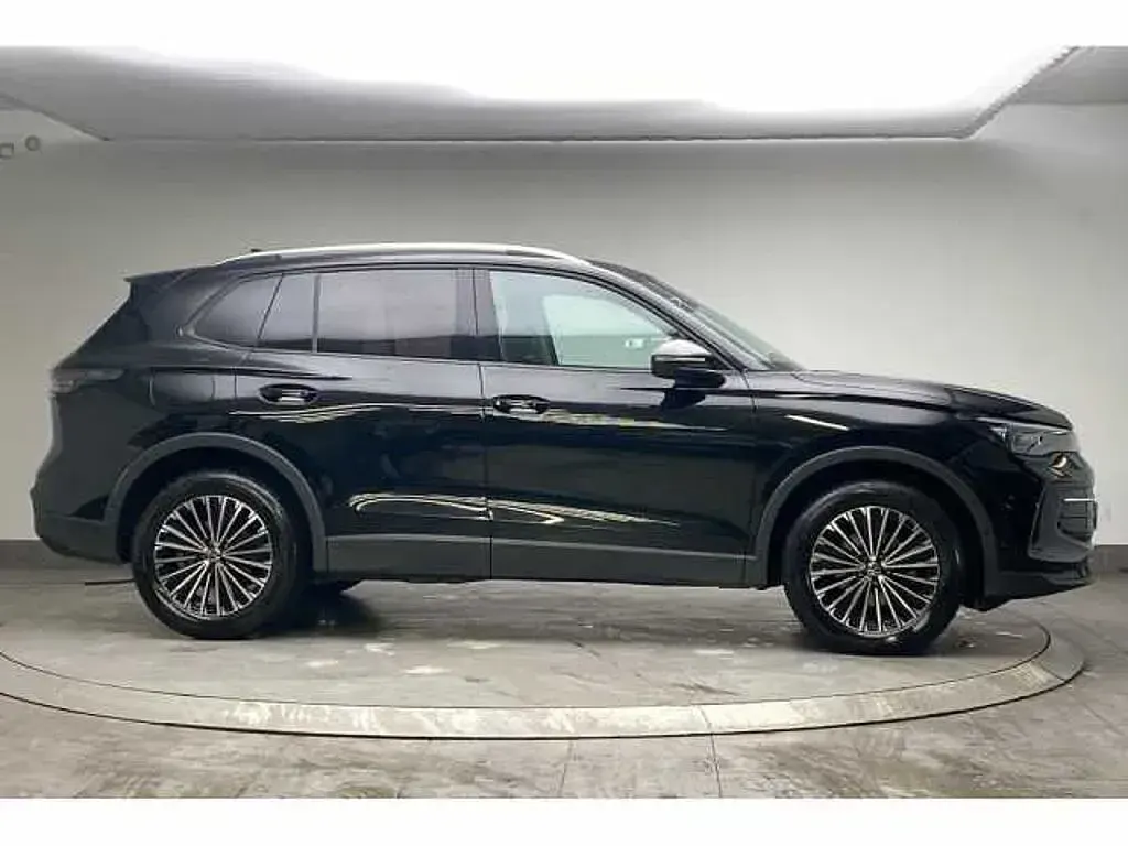 Used VW Tiguan 150 HP (110 kW) 2025 SUV