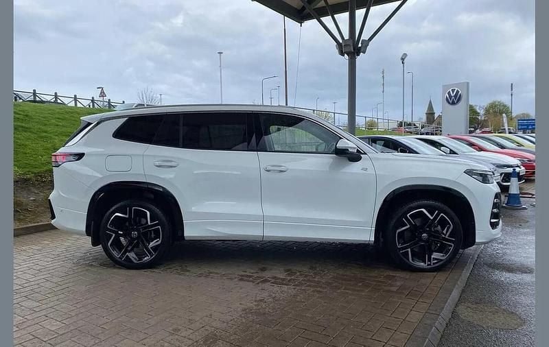 Used VW Tayron R-line 150 HP (110 kW) 2025 White SUV