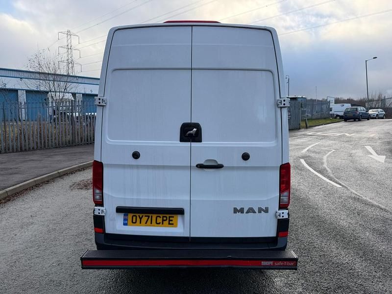 Used MAN TGE 140 HP (102 kW) 2021 White Van
