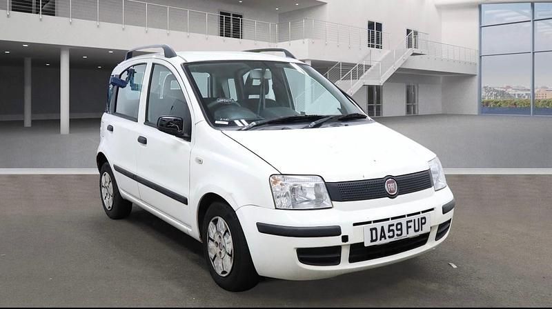White Used 2009 Fiat Panda Active Hatchback | £895 (Good price) - Image 1/4