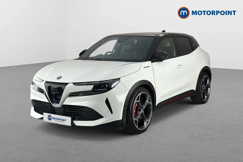 New Alfa Romeo Junior Tech Edition 206 kW (281 HP) 2026 White SUV