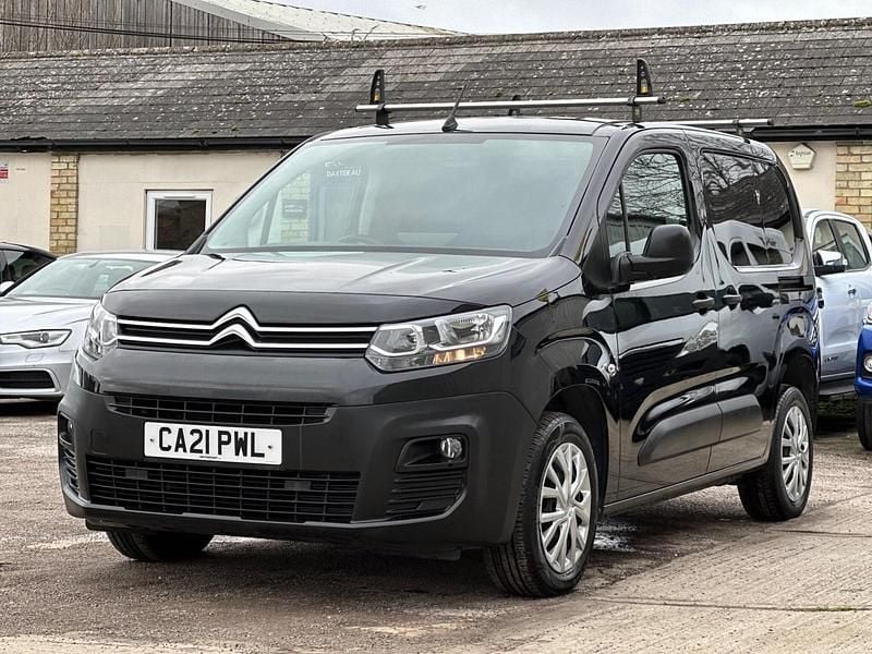 Used Citroën Berlingo PureTech 110 HP (80 kW) 2021 Black MPV