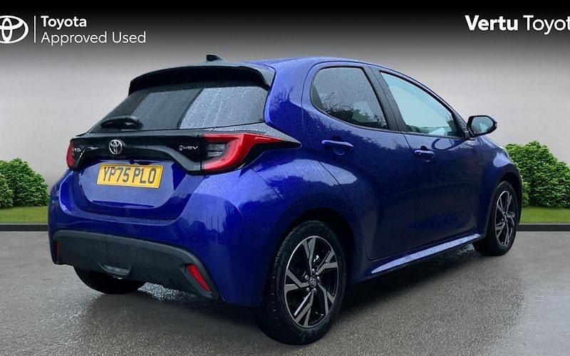 Used Toyota Yaris Hybrid Design 116 HP (85 kW) 2025 Hatchback