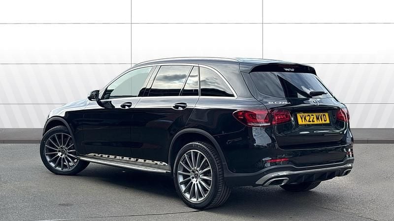 Used Mercedes GLC220 AMG Line Premium 194 HP (142 kW) 2022 Estate