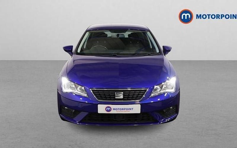 Used Seat Leon SE Dynamic 116 HP (85 kW) 2020 Blue Hatchback