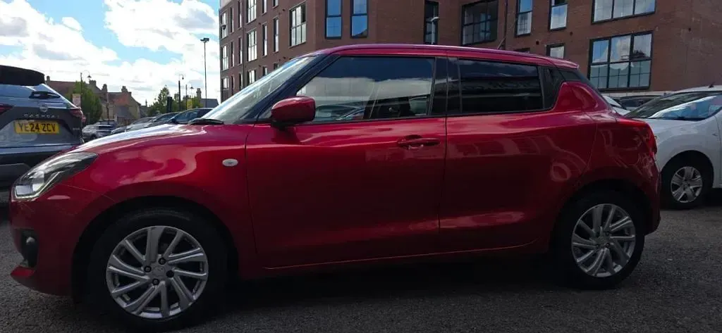 Used Suzuki Swift SZ-T 83 HP (61 kW) 2023 Red Hatchback