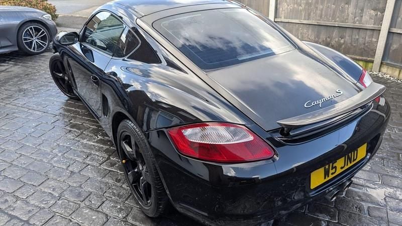 Used Porsche Cayman 245 HP (180 kW) 2006 Black Coupe