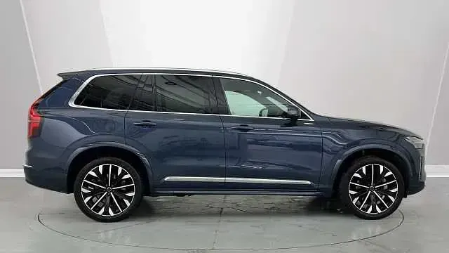 Used Volvo XC90 Core 455 HP (334 kW) 2025 Blue SUV