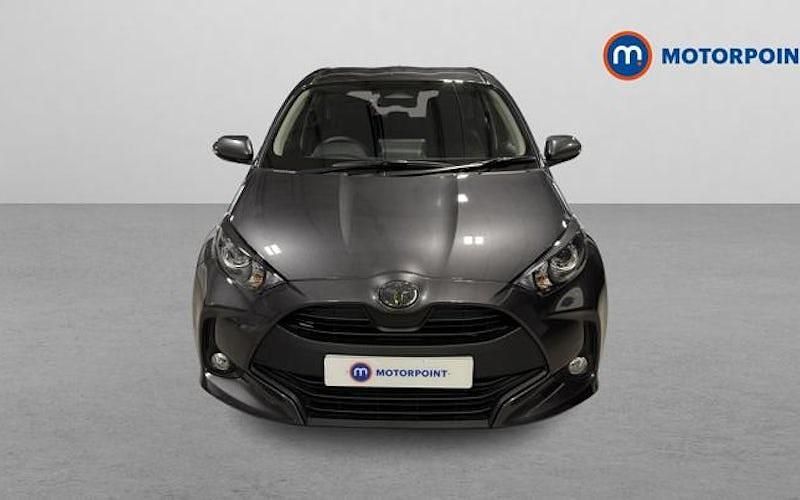 Used Toyota Yaris Hybrid 116 HP (85 kW) 2025 Grey Hatchback
