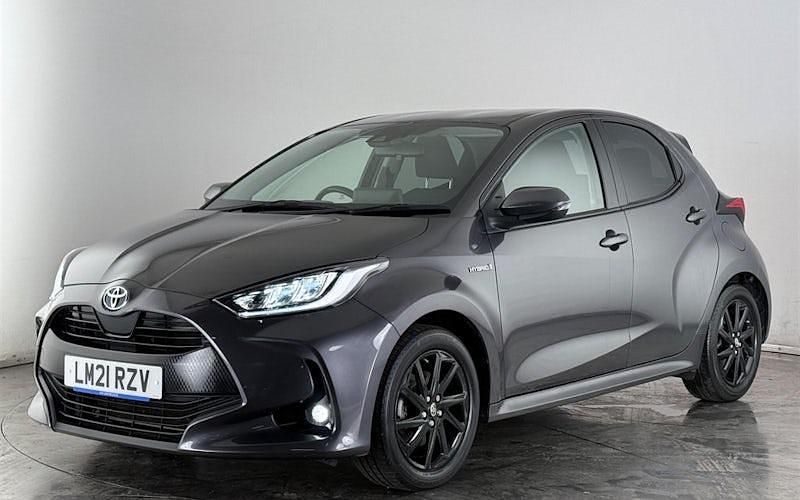 Used Toyota Yaris Hybrid Design 116 HP (85 kW) 2026 Hatchback