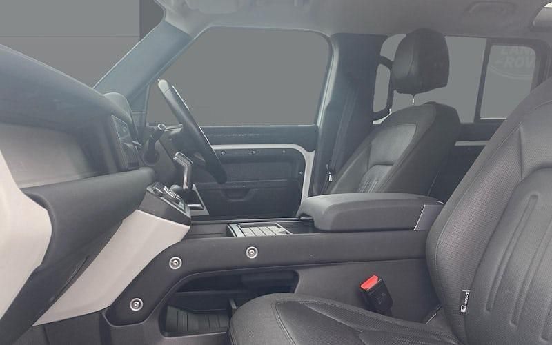 Used Land Rover Defender SE 300 HP (220 kW) 2021 SUV