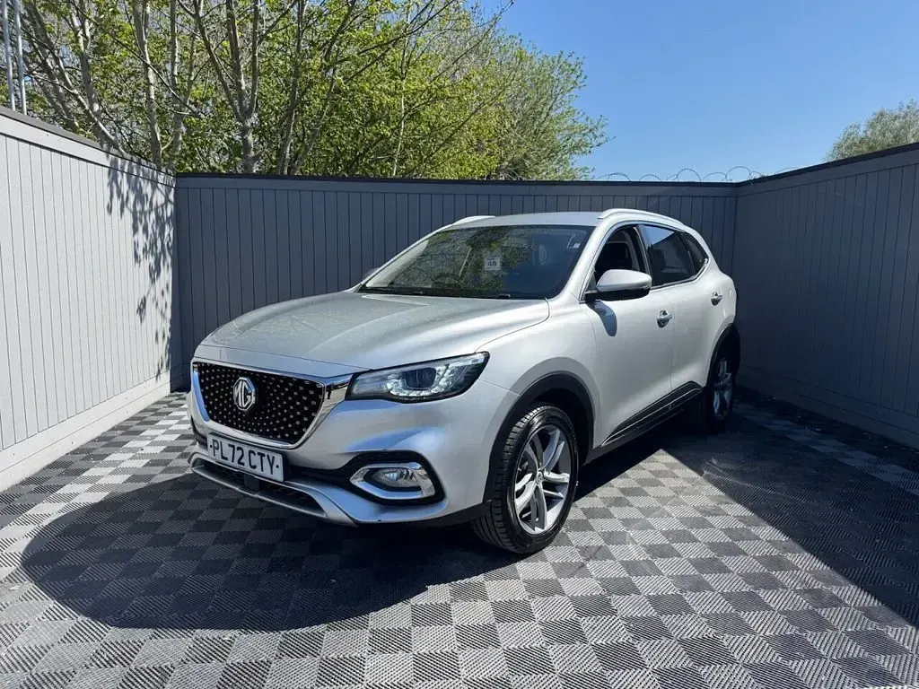 Used MG HS Excite 162 HP (119 kW) 2023 Silver SUV
