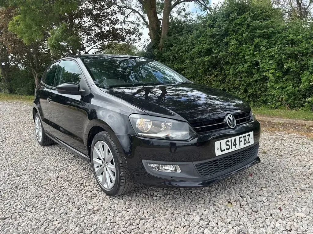Used VW Polo Edition 60 HP (44 kW) 2014 Black Hatchback