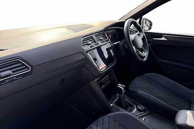 Used VW Tiguan R-line 150 HP (110 kW) 2021 White SUV