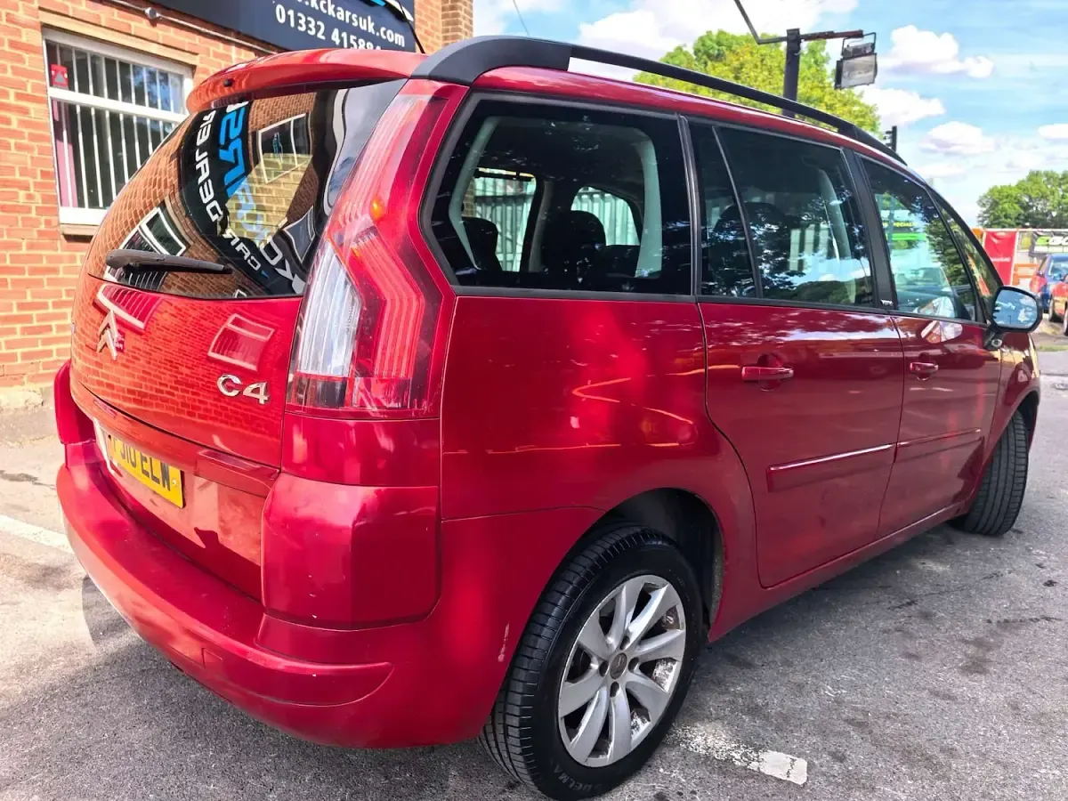 Used Citroën Grand C4 Picasso VTR Sport 2010 Red MPV